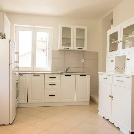 Apartman Pharia Affittacamere